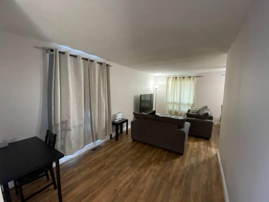 Kingston Comfort Hub Экстерьер фото