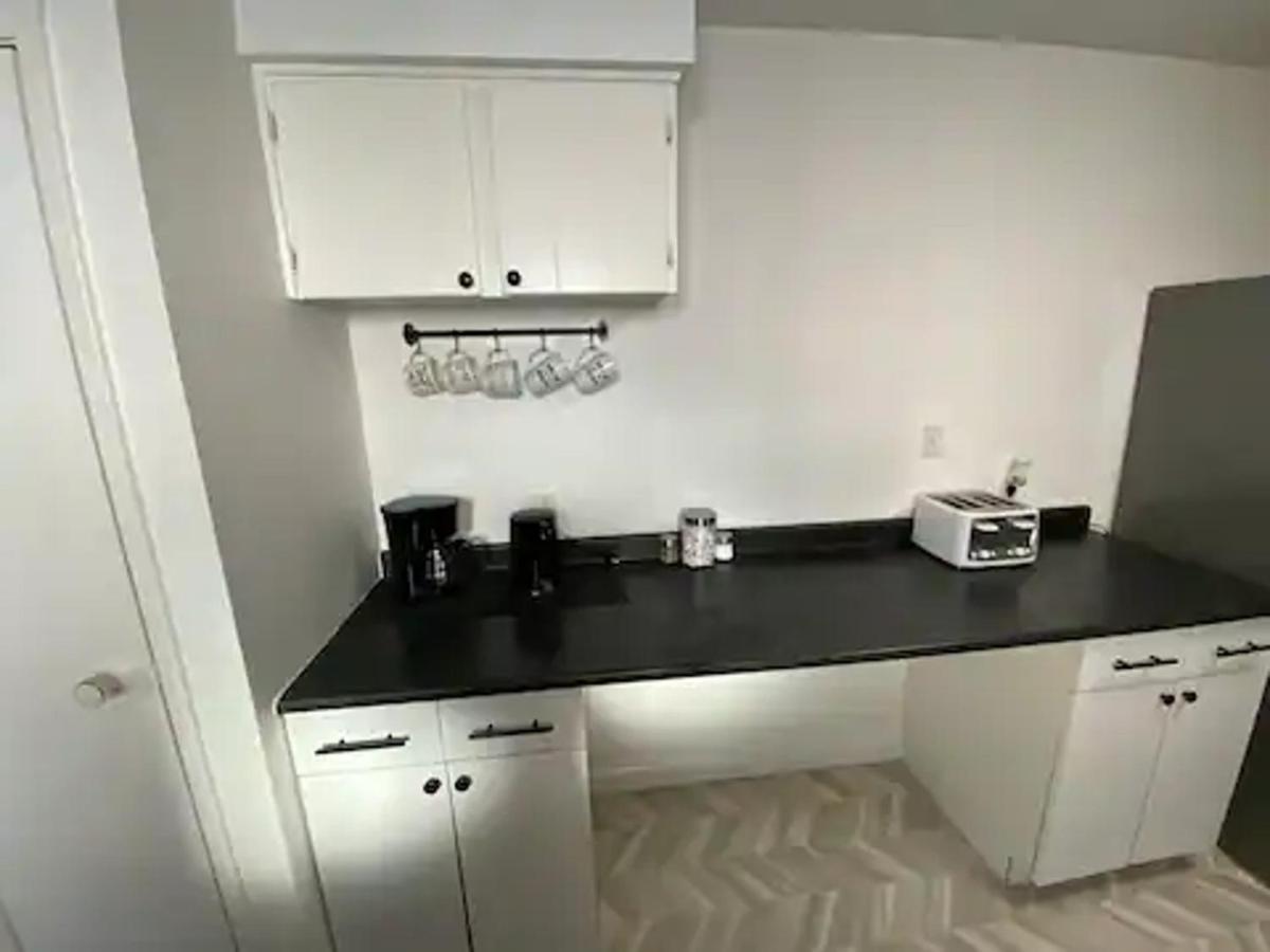 Kingston Comfort Hub Экстерьер фото